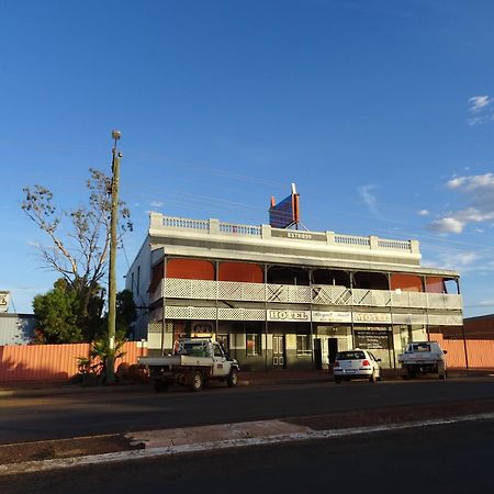 Royal Mail Hotel - Meekatharra Exterior foto